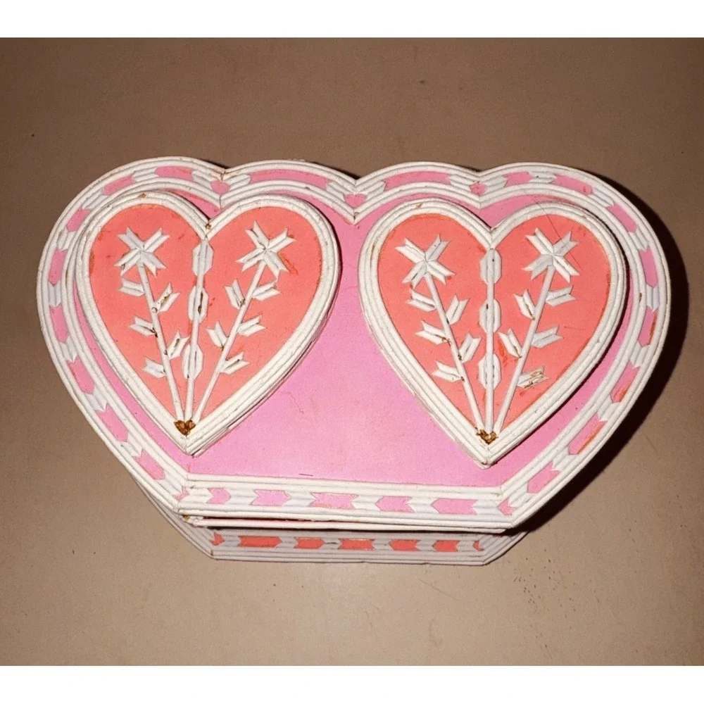 Hand Made Prison Art Heart Shaped Jewelry Box‎ Toothpicks Pink White Photo Frame